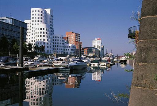 Auberge de jeunesse Jugendherberge Duesseldorf *